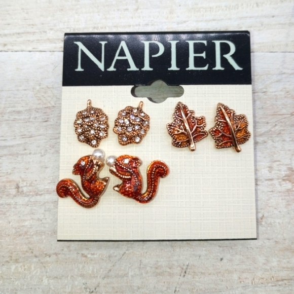 Napier Fall/Squirrel Trio Earrings - Picture 1 of 2